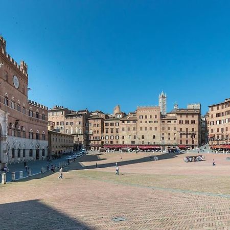 Mimosa- Loft Elegante Con Terrazza Nel Centro Di Siena Apartment Exterior photo