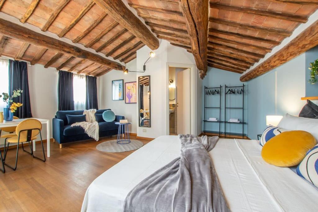 Mimosa- Loft Elegante Con Terrazza Nel Centro Di Siena Apartment Exterior photo